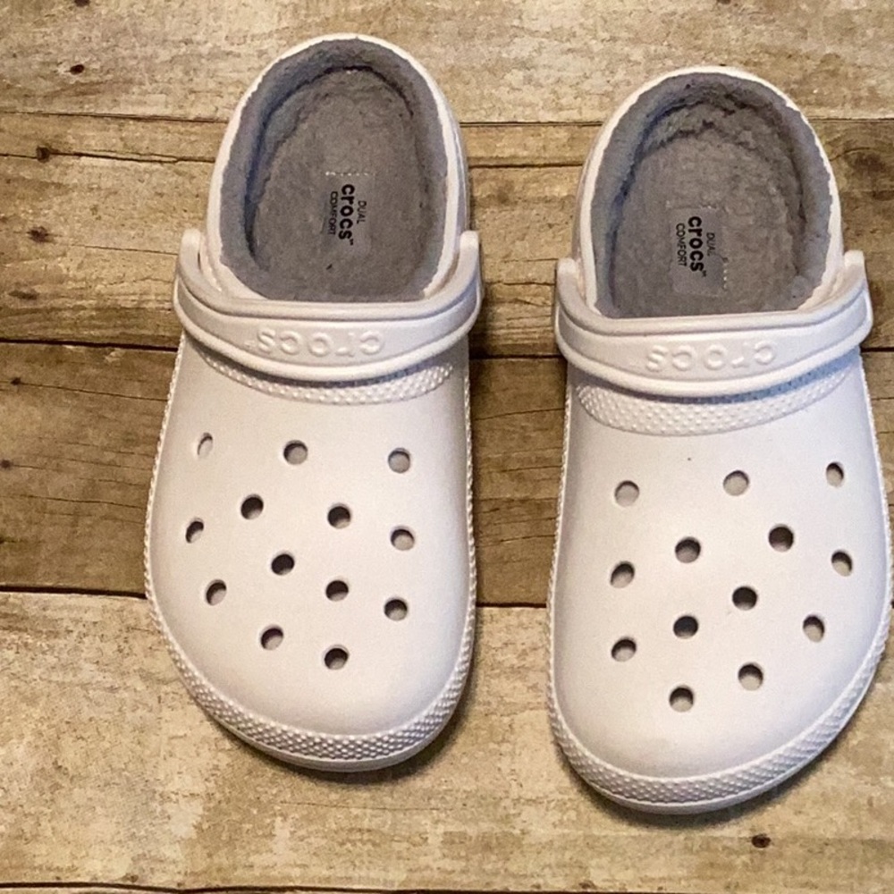 CROCS white Slippers - Picture 3 of 10